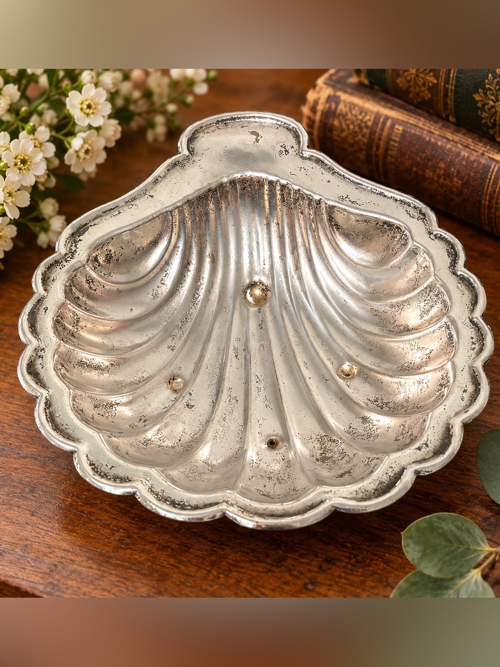 Vintage Roberts & Dore England EPNS Silver Plate Shell Serving Dish